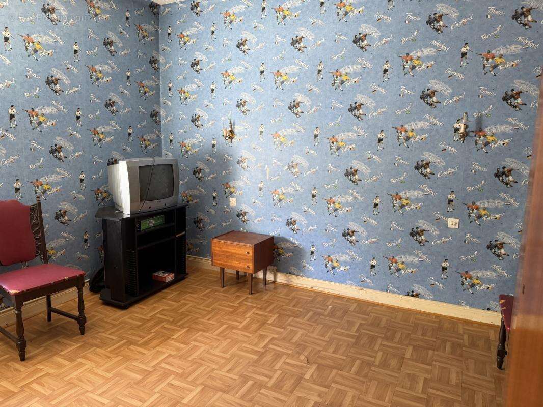 Maison à vendre 3 pièces SEREMANGE ERZANGE (57) - photo 7