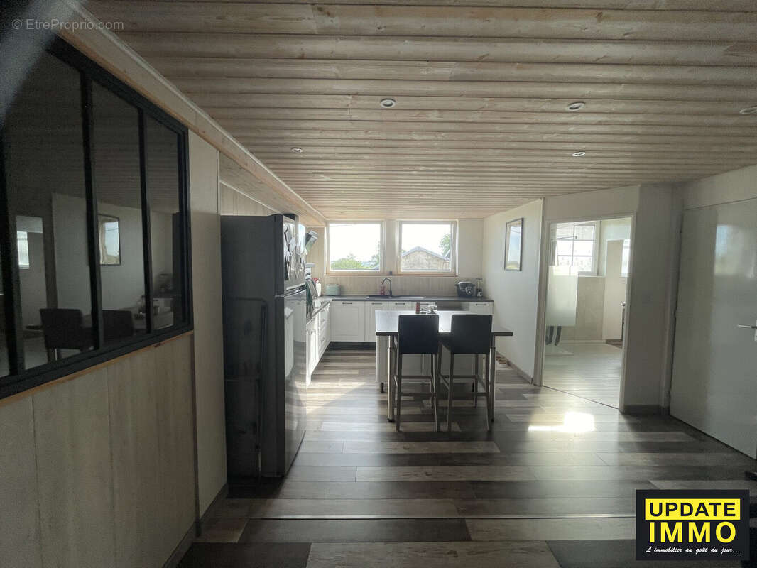 Maison 303 m² à Jesonville  - photo 4