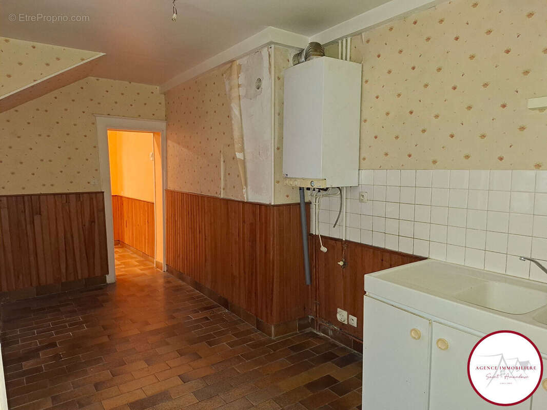 Appartement à SAINT-AMAND-MONTROND