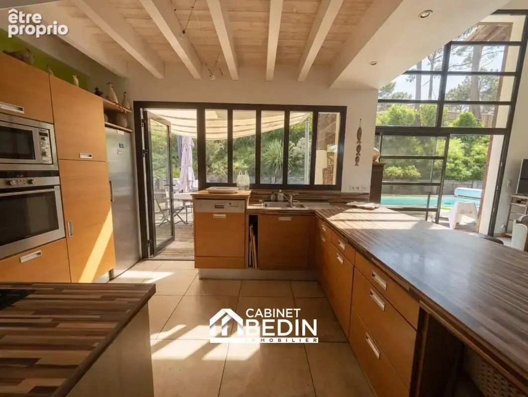Maison 7 pièces 215 m² à vendre à Biscarrosse (40600) - photo 3