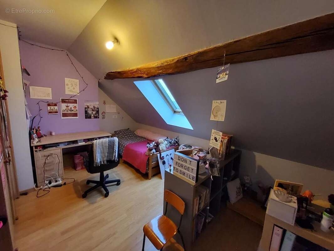 Maison 145 m² à Venteuil  - photo 7