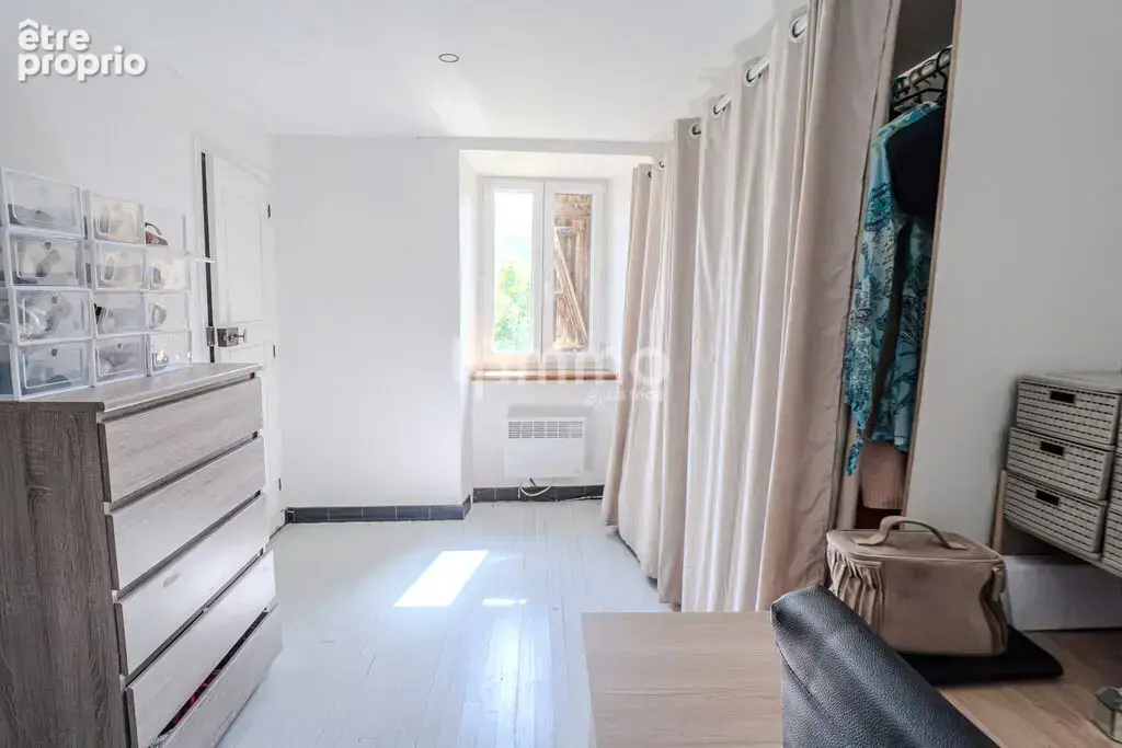 Maison en pierre de caractère avec terrasse, studio et grand ga - photo 11