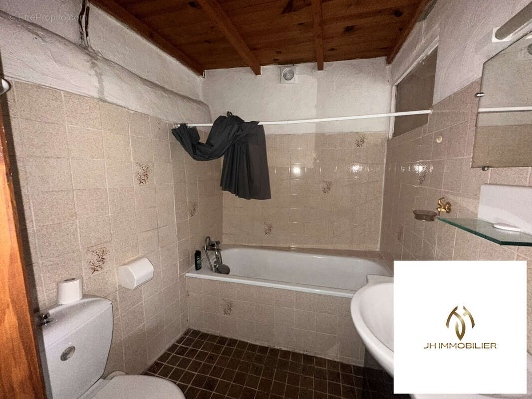 Maison 30 m² à Berlats  - photo 5