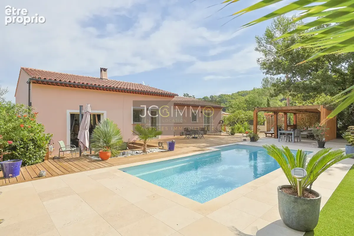 Cuers (valcros) - maison individuelle 292 m2 - garage - piscine - pool house - t2 independant - terrain 2006 m - photo 16