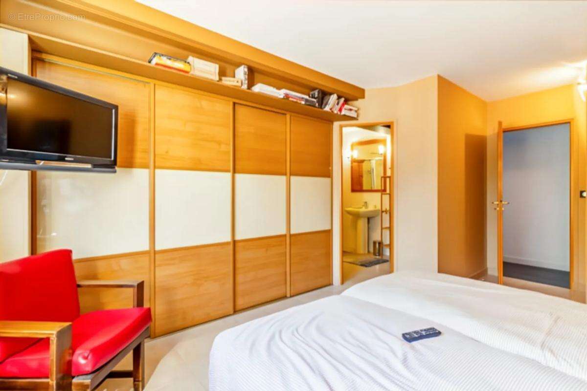 Maison à DAMPIERRE-EN-GRACAY