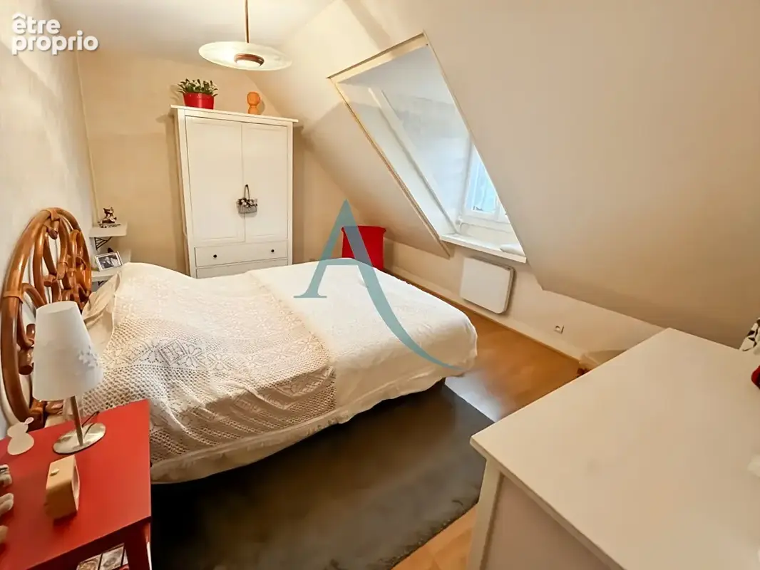 Mennecy Maison sur sous-sol total idéament située - photo 10