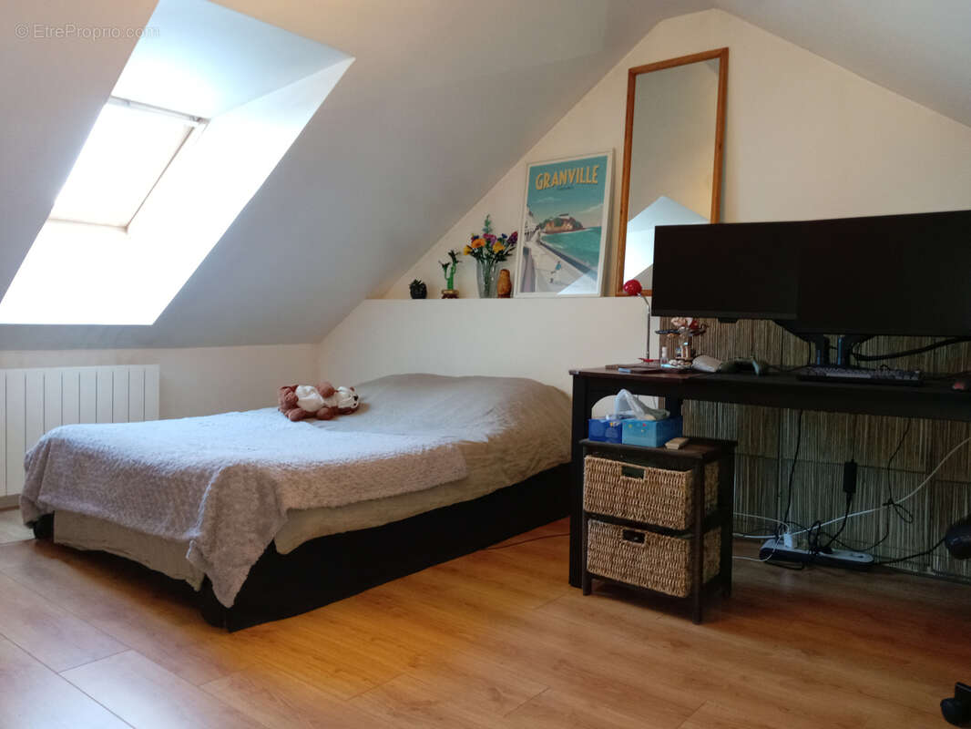 Maison à SAINT-PAIR-SUR-MER