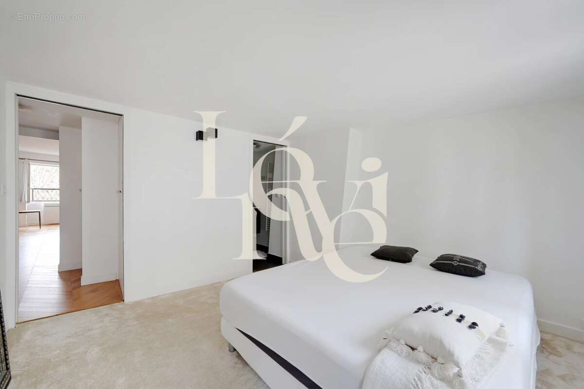 Appartement à PARIS-5E