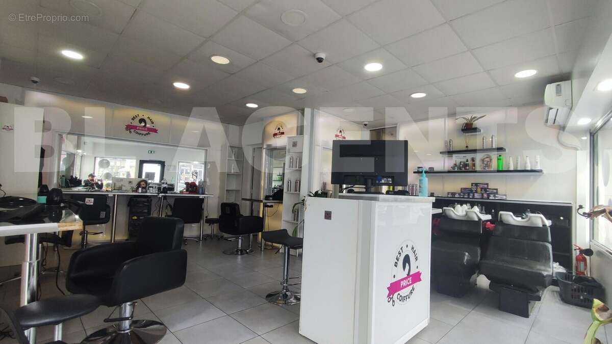 IMG_20250213_124836 - Commerce à COULOMMIERS