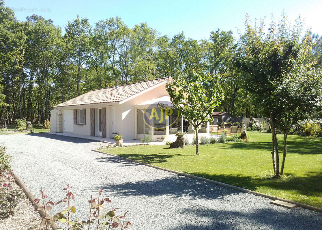 Maison à SAINT-VIVIEN-DE-MEDOC