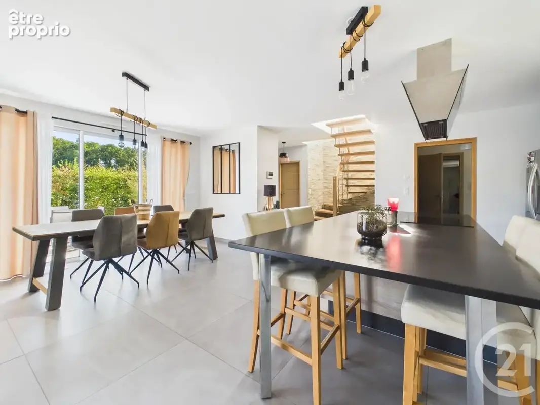Maison 6 pièces 177 m² à vendre à Chartres (28000) - photo 6