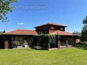 Maison à CHATELGUYON