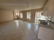Appartement à GUILLIERS