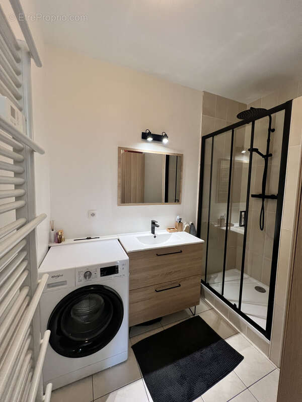 Appartement à VAUX-LE-PENIL