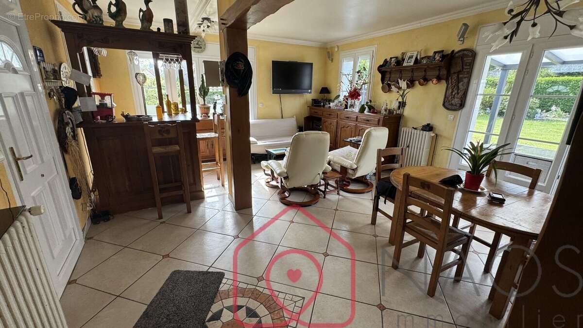 Maison à EU