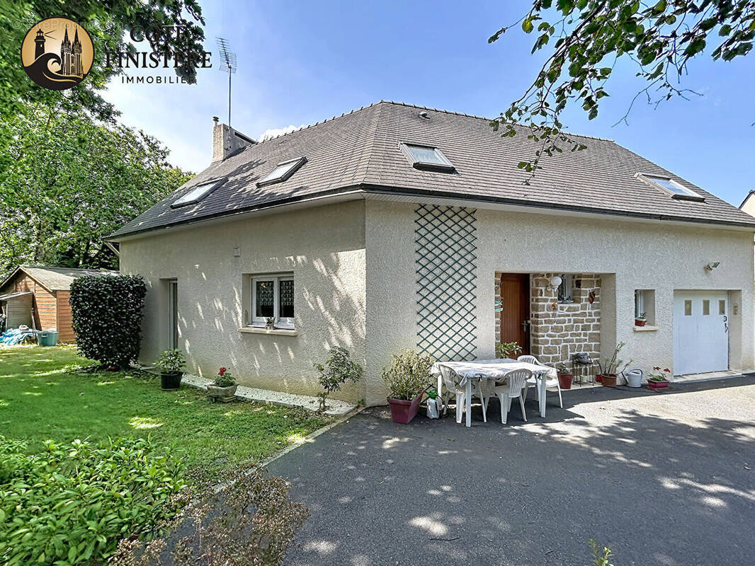 Maison à PLONEOUR-LANVERN