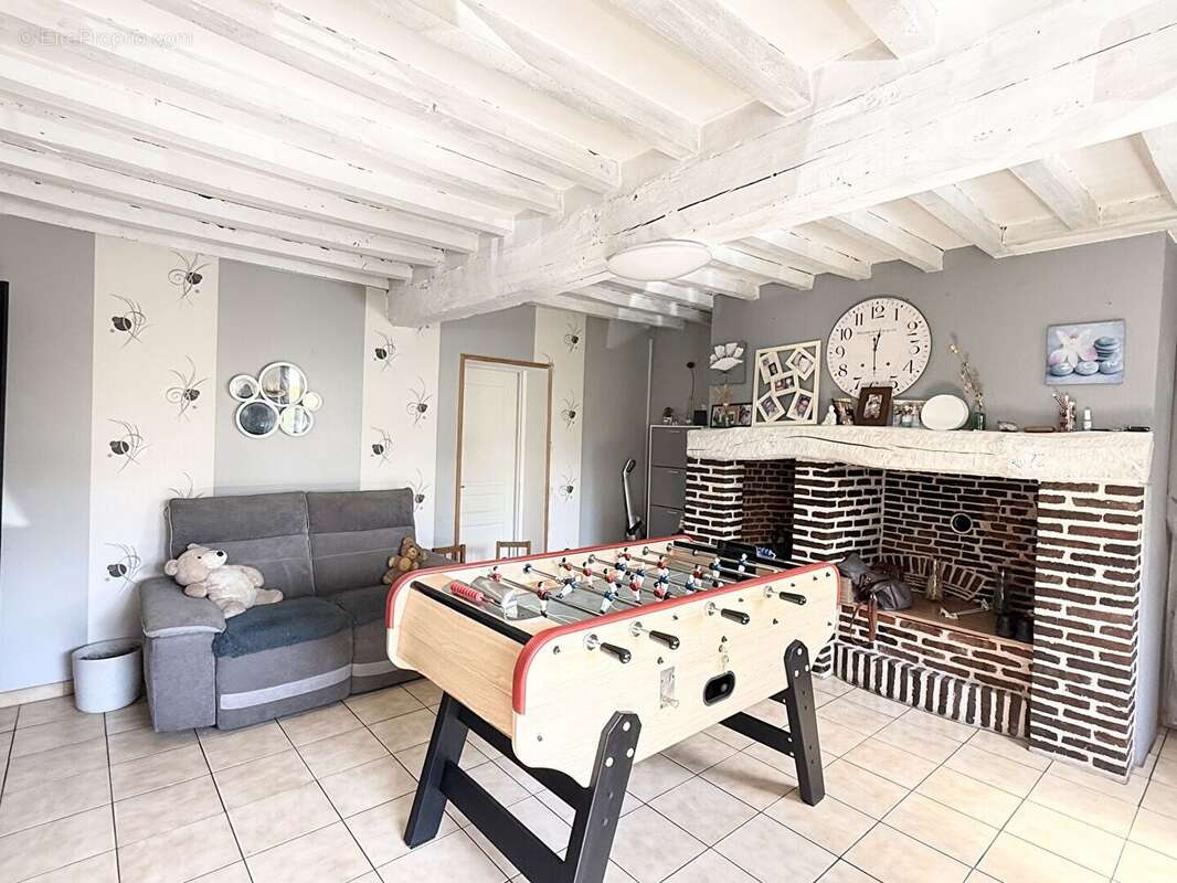 Songeons, familiale 6 chambres  (s) - photo 2