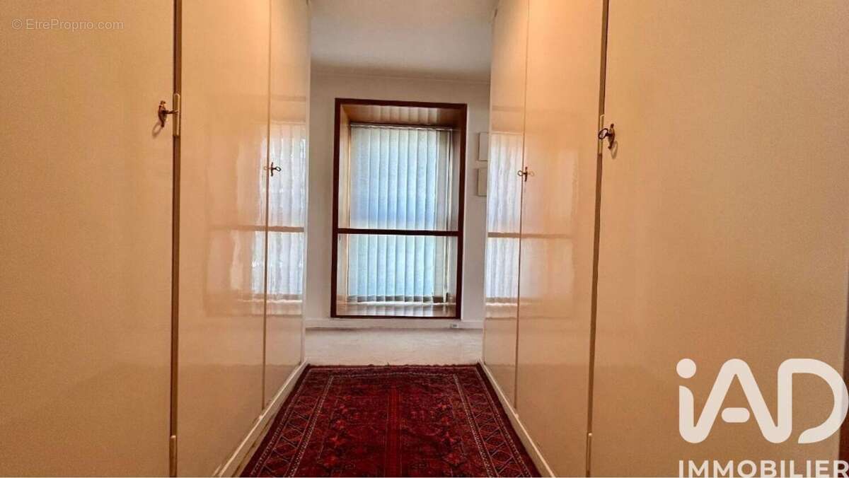 Photo 5 - Appartement à COURBEVOIE