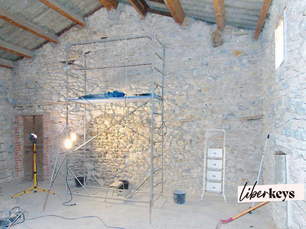 Maison à RIBAUTE-LES-TAVERNES