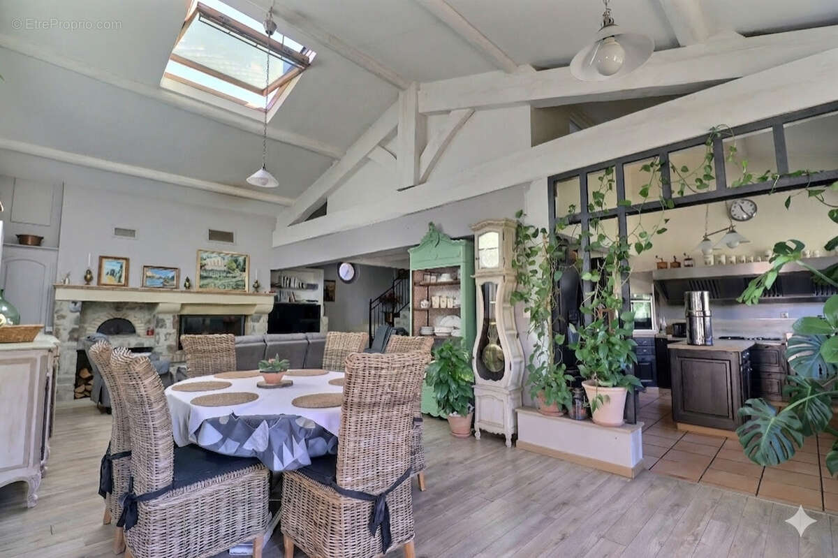 Maison à SAINT-HIPPOLYTE-DU-FORT