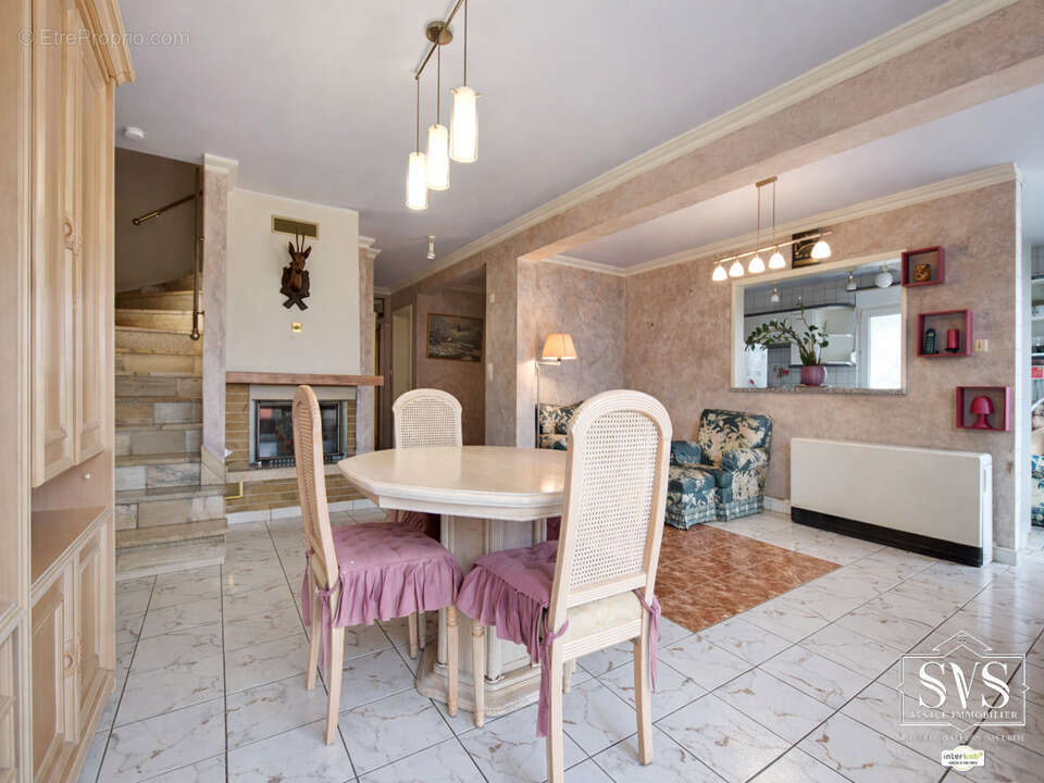 Charmante maison familiale de 1992 d’une surface habitable de 134 m2  28 rue de la Gare 68600 Volgelsheim - photo 5