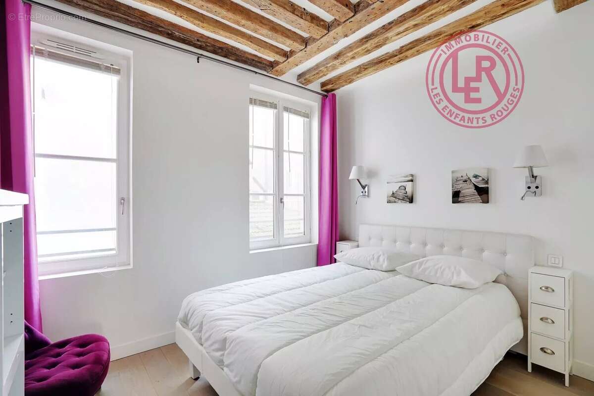 Appartement à PARIS-2E