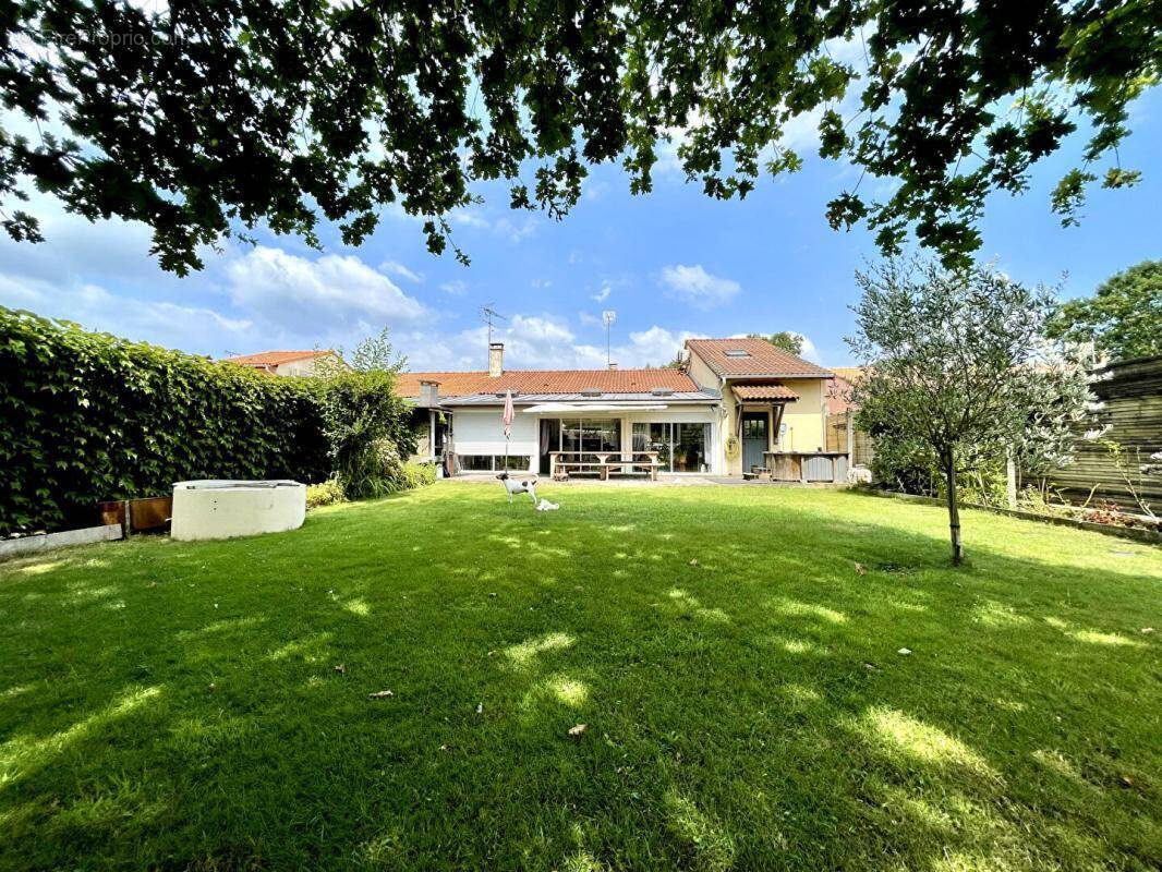 Maison à CESTAS