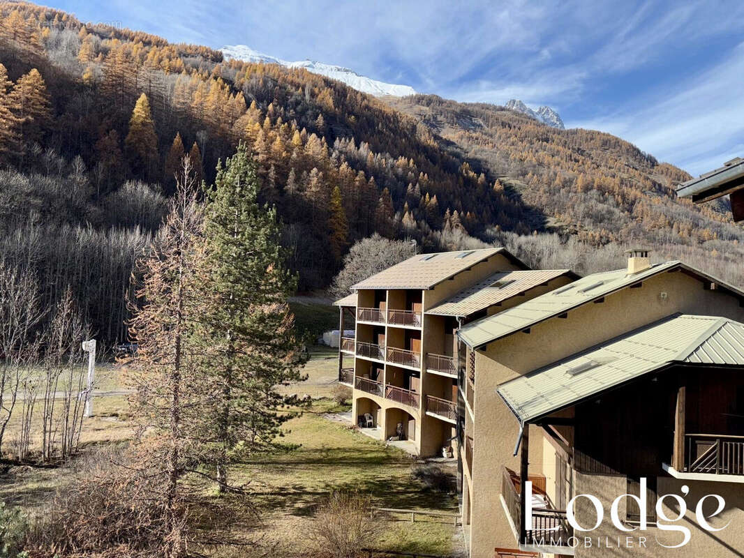 Appartement à PELVOUX