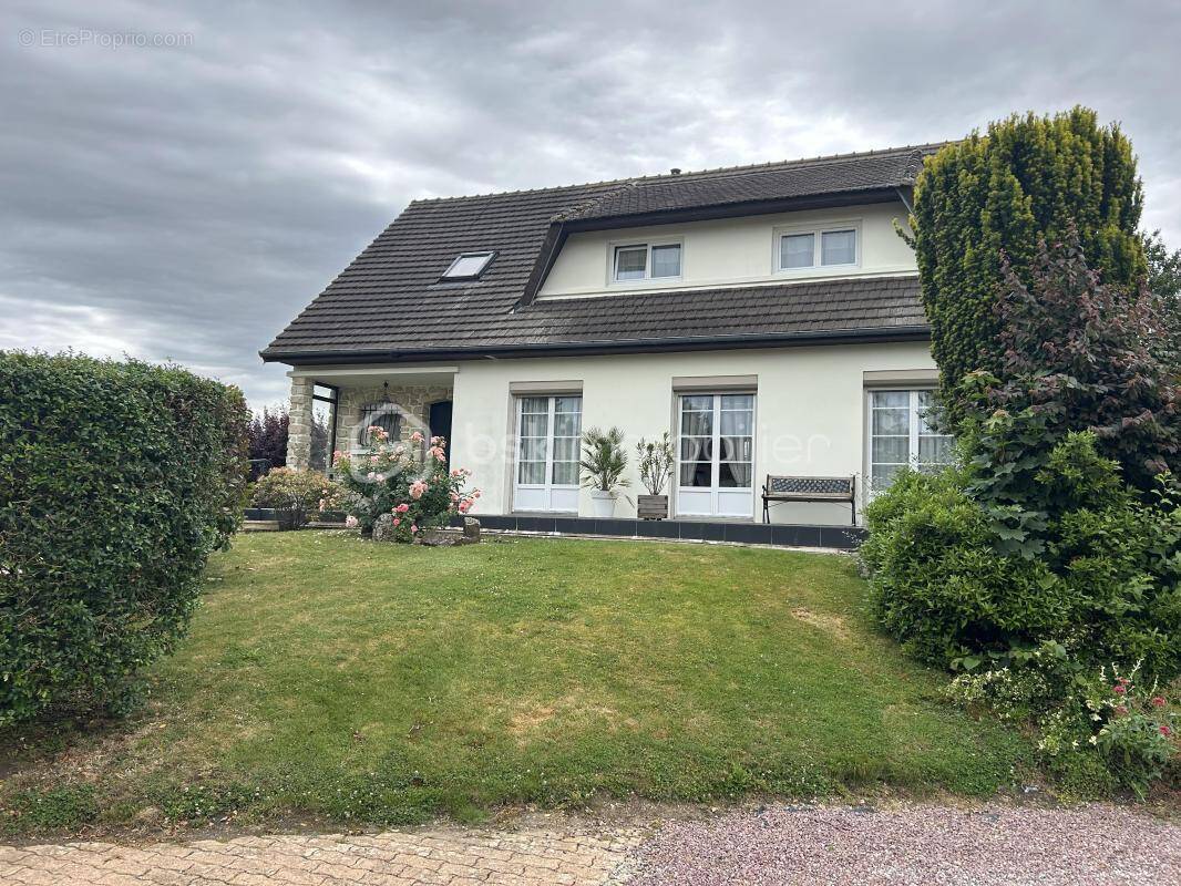 Maison à WAVIGNIES