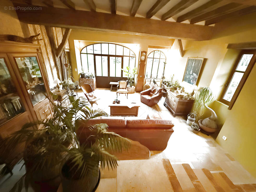 Maison à BONNETABLE