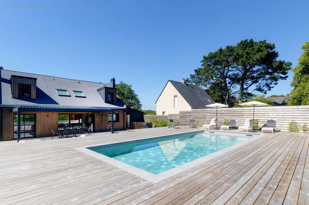 Propriete d'exception 218 m2 sur jardin de 1 500 m2 - photo 4