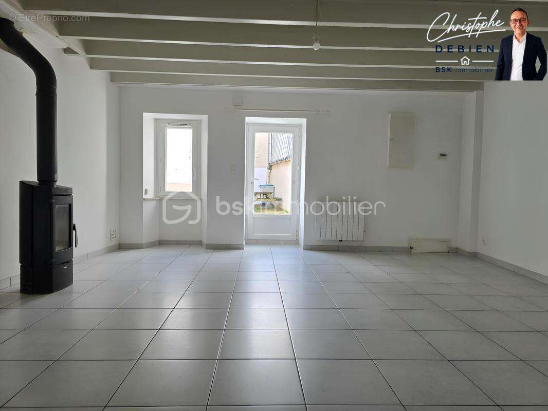 Maison rénovée – 2 chambres - calme – cour – poêle à bois - la bruffière - photo 4