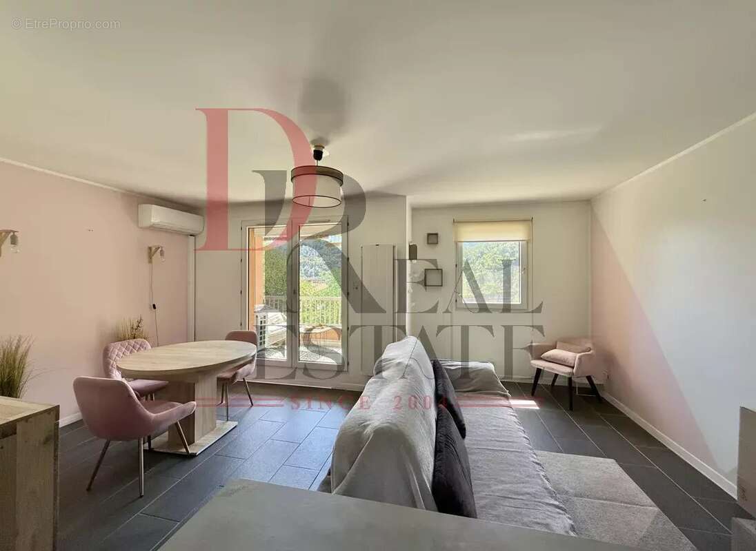 Appartement à MENTON