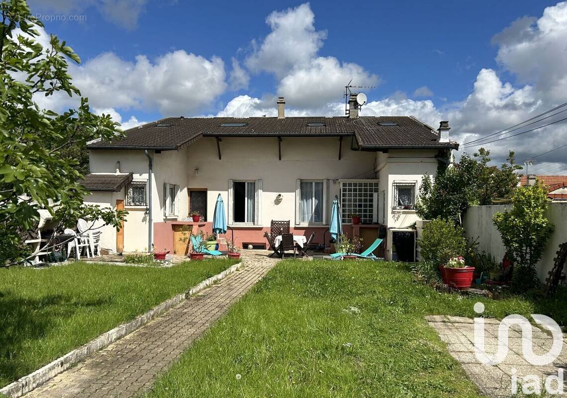 Photo 1 - Maison à ARGENTEUIL