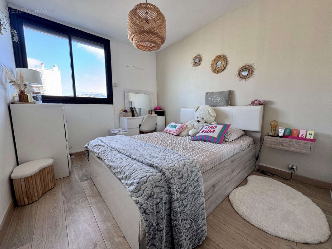 Appartement à MARSEILLE-9E