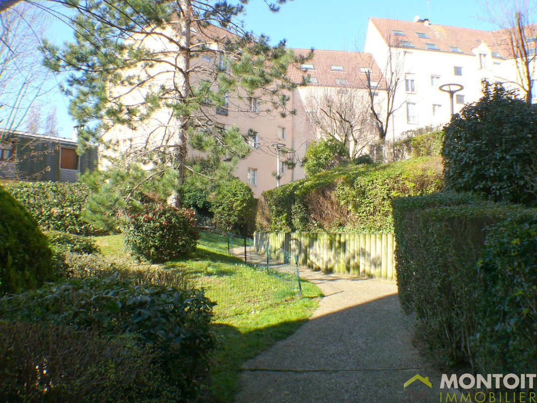 Appartement à THIAIS