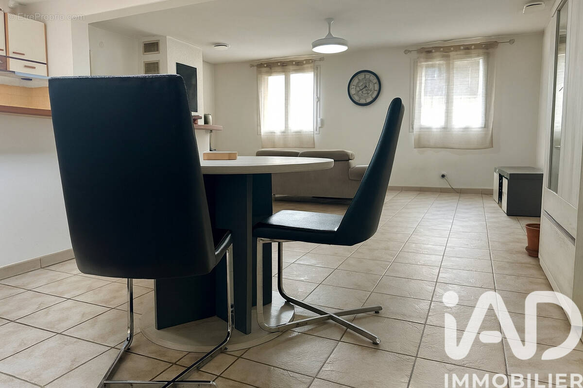 Photo 1 - Maison à COMPERTRIX