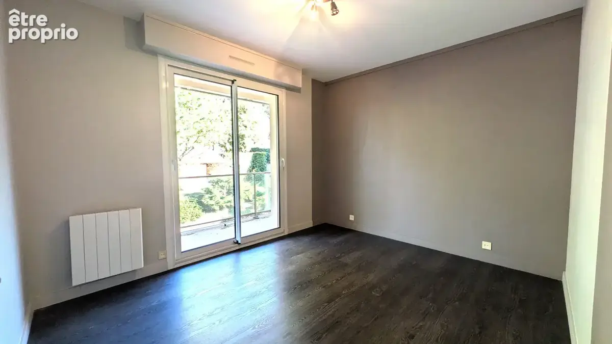 Achat-vente laval appartement  de 180 m² quartier gare - centre ville - photo 9