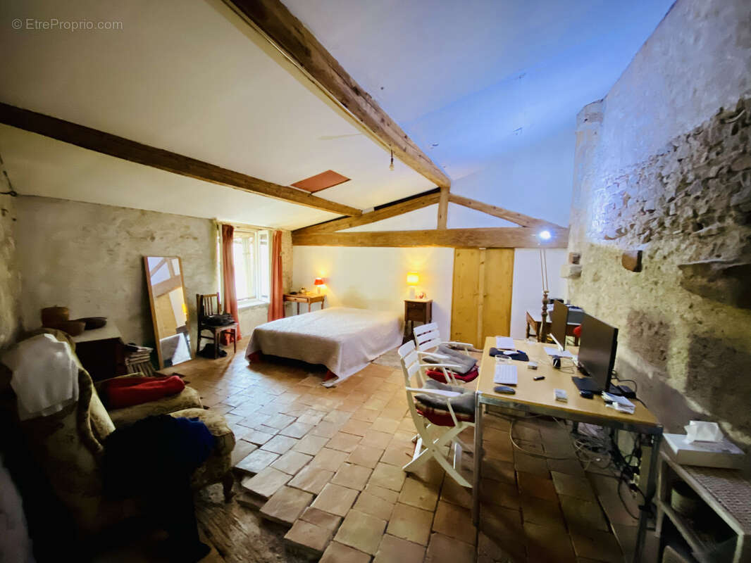 Maison à CONQUES-SUR-ORBIEL