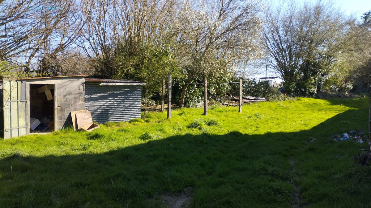 Maison avec dépendances - photo 2