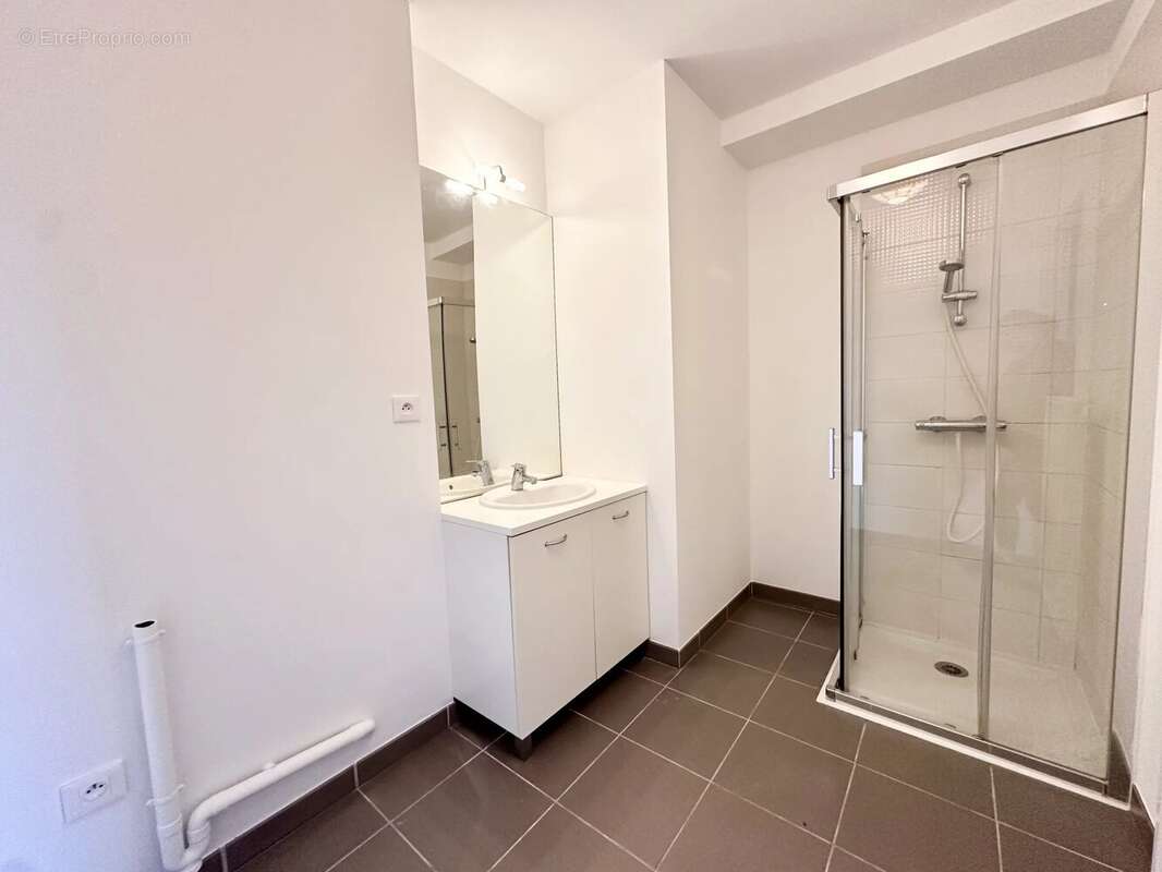 Appartement 57 m² à L'union  - photo 6