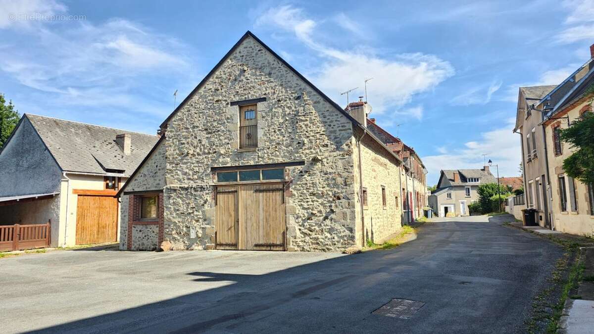 Dun le palestel superbe grange renovee avec gout a usage d'habitation et de garage - photo 23