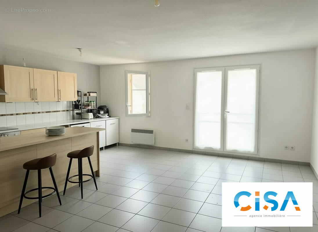 Appartement à VERNEUIL-EN-HALATTE