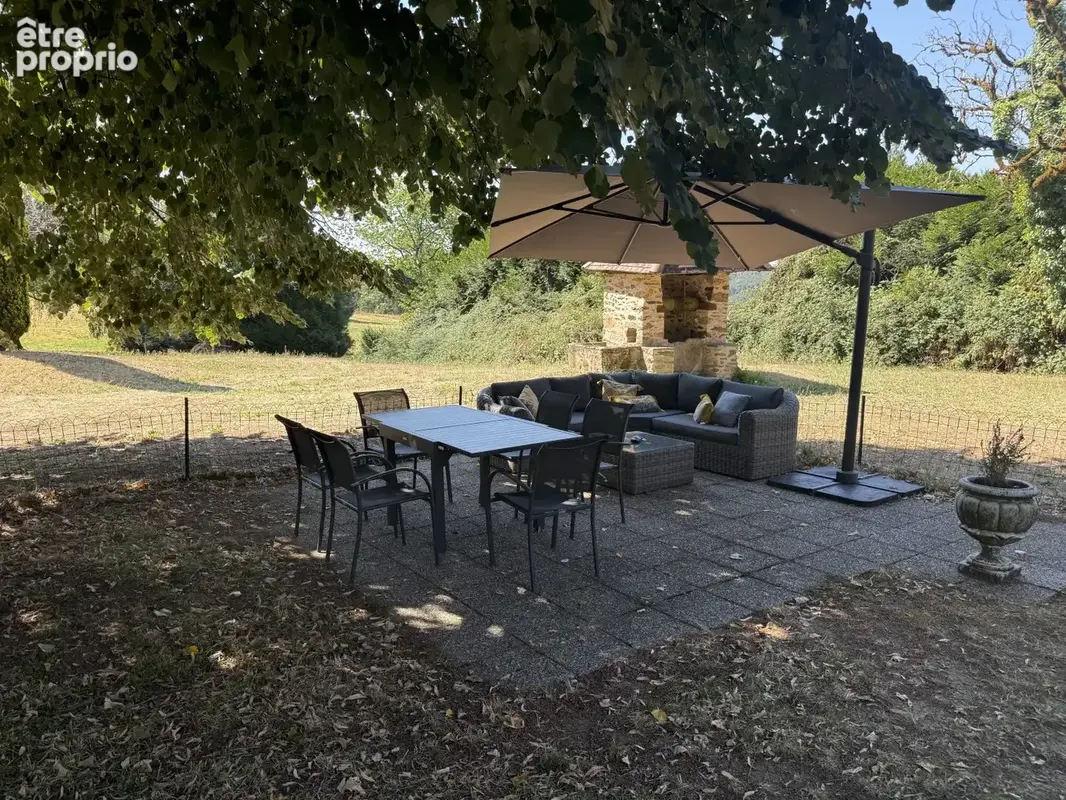 Maison en pierres et grande grange - photo 18