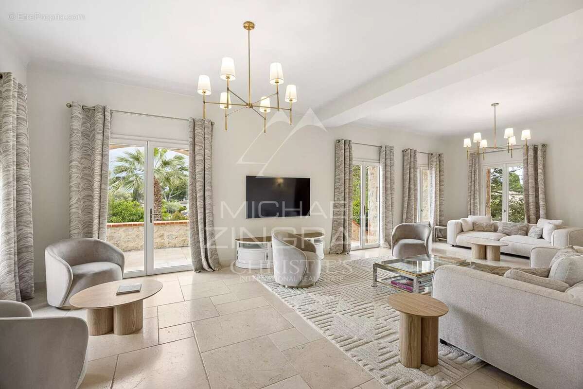 Maison à ANTIBES
