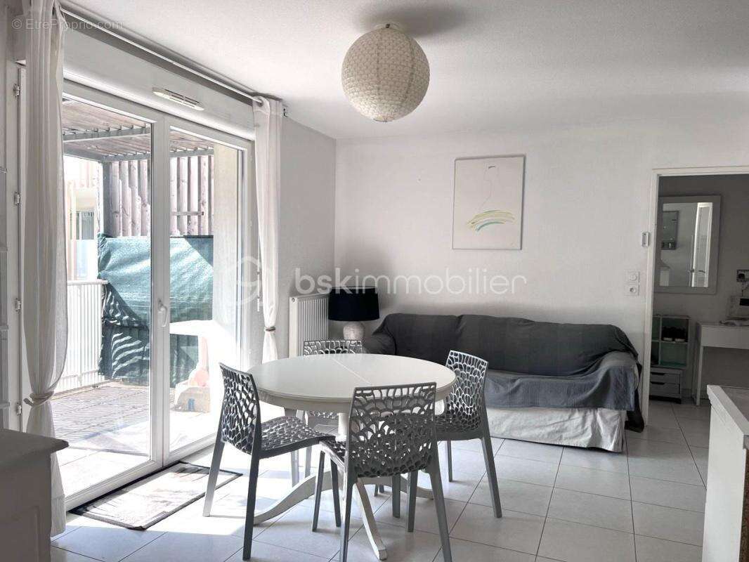 Appartement à FRONTIGNAN