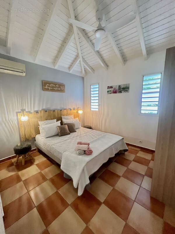 Maison à SAINT-FRANCOIS