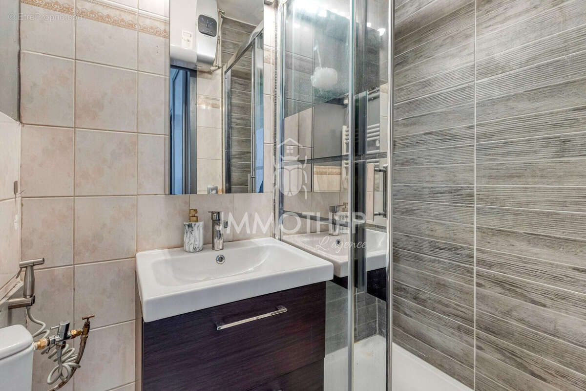 Appartement à MEYLAN