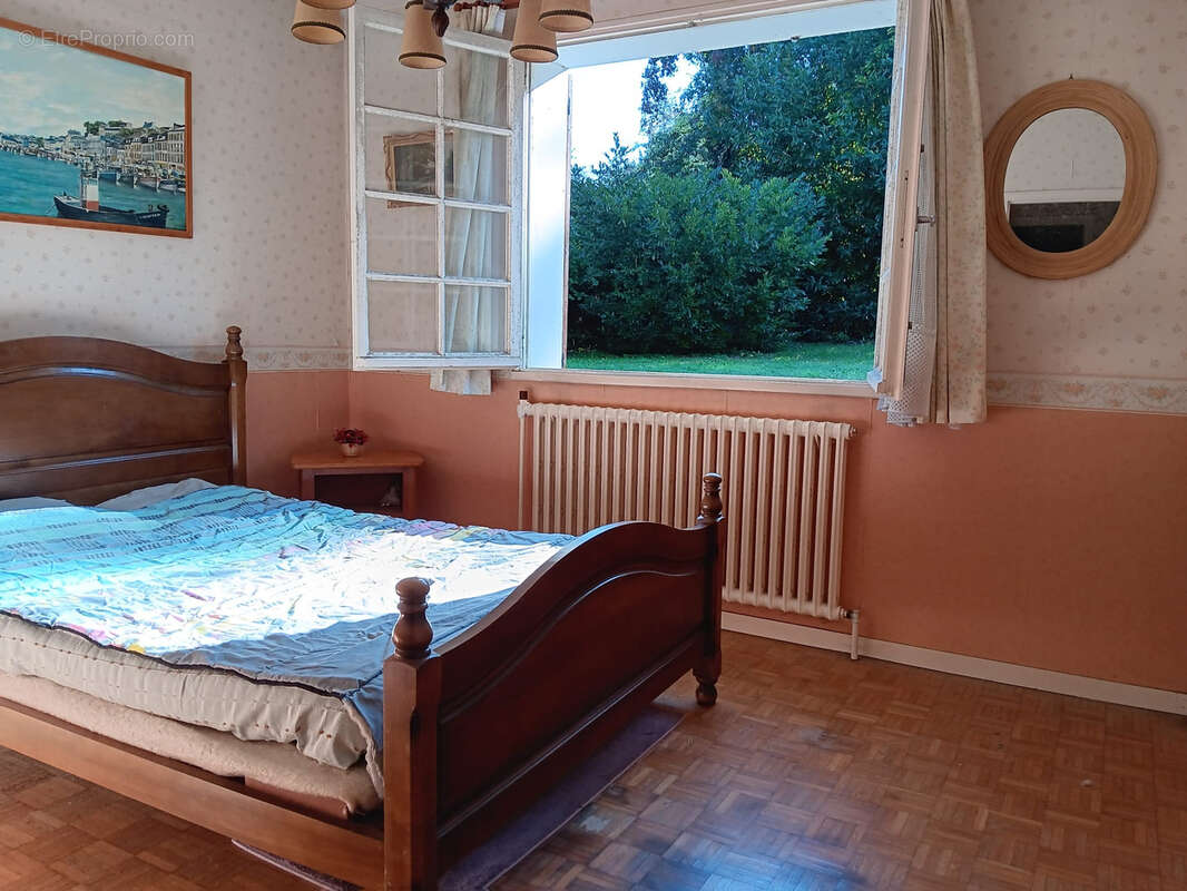 Maison à FAVEROLLES-SUR-CHER