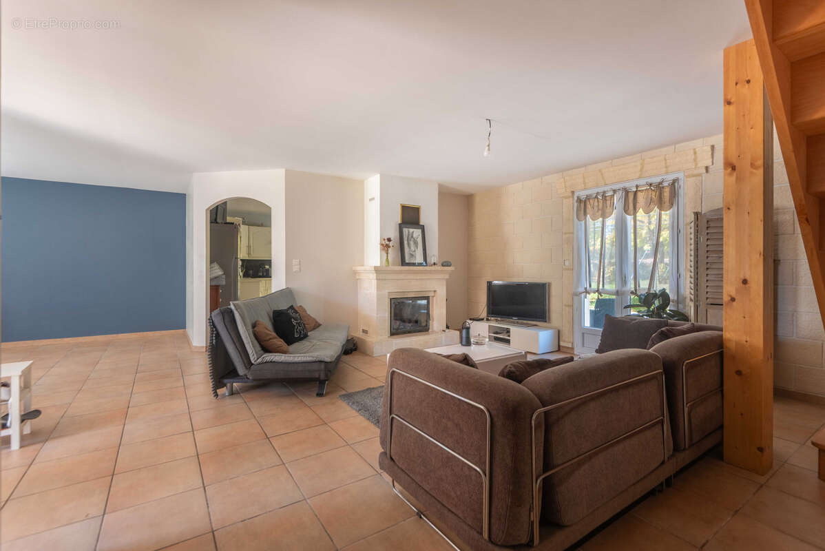 Maison à FARGUES-SAINT-HILAIRE